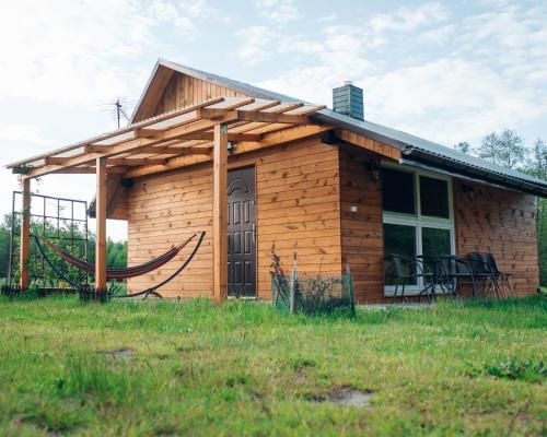 Narol Apartment | Pet-Friendly Na Piaskach Domek nad rzeką with 9.8 Rating