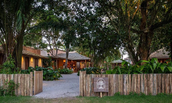 Trancoso Hotel | Discover Na Praça Hotel: Oceanfront Bliss with Spa & Pool