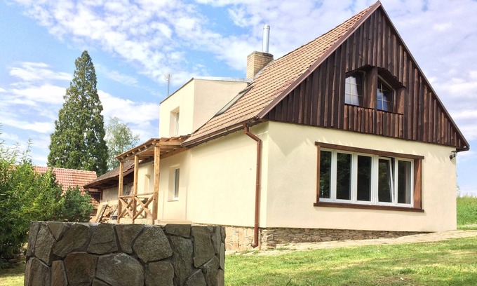 Polzov House | NA SAMOTĚ U LESA - dům se zahradou, úplné soukromí, kousek do Českého Krumlova