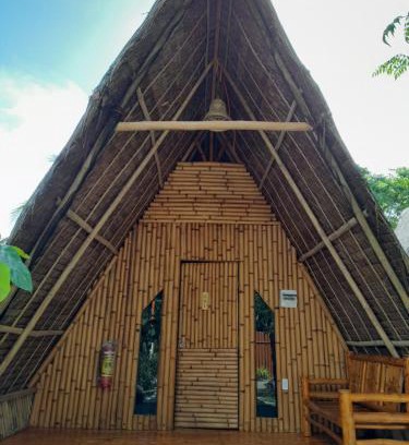 Danao Cabin | Family-Friendly Na Wa Cottages with Kitchen Amenities