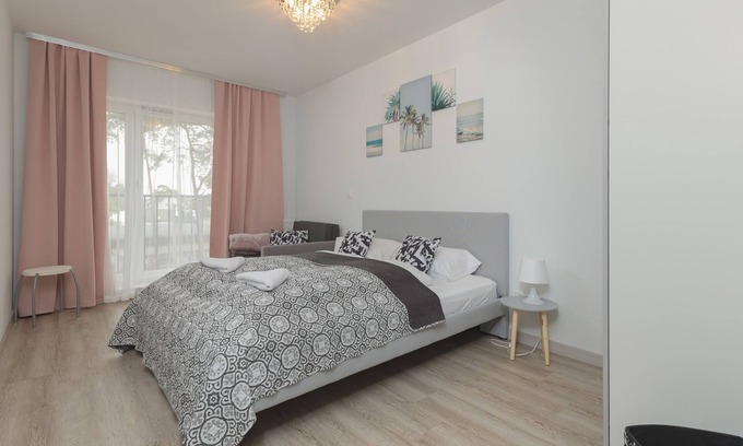 Miedzywodzie Apartment | Na Wydmach B28: 1 Bedroom with Balcony & Ocean View