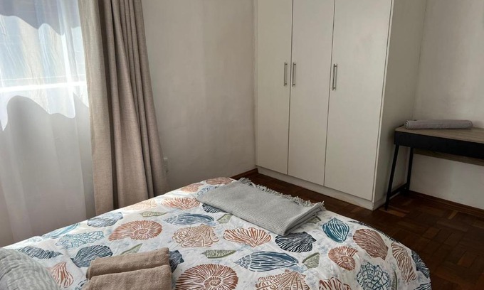 Greater Johannesburg Metropolitan Area Apartment | Exceptional Nabeelah's Guesthouse with Oceanfront Views