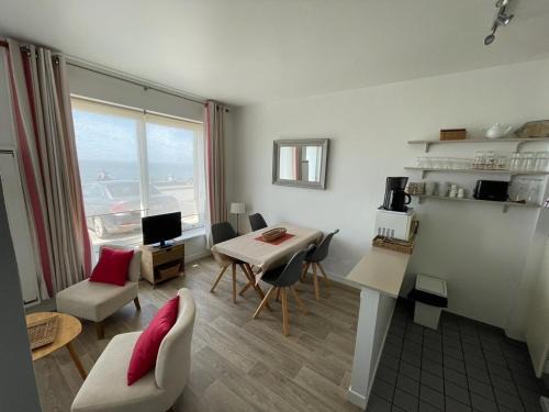 Ambleteuse Apartment | Cozy Appartement Ambleteuse - 9.7/10 Guest Rated Getaway