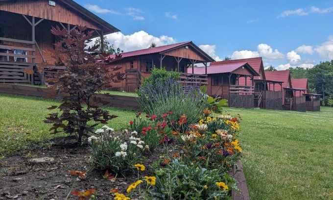 Czaplinek Cabin | Discover Nad Drawskim: Oceanfront Escapes for Families