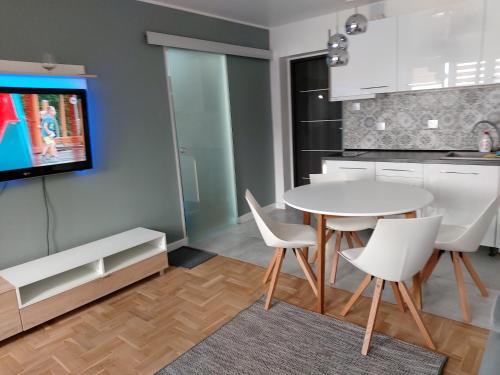 Orlowo Apartment | Family-Friendly Retreat at Nad Rustiką with High Ratings