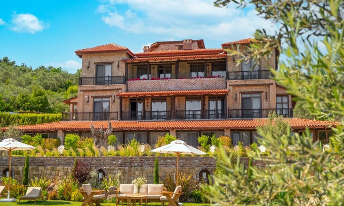Yesilyurt Koyu Hotel | Discover Nadas Kazdağları: Rated 9.7 with Private Beach