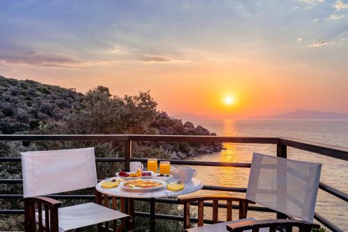 Kerveli Apartment | Experience Nafsika Villas: Oceanfront Bliss with Spa