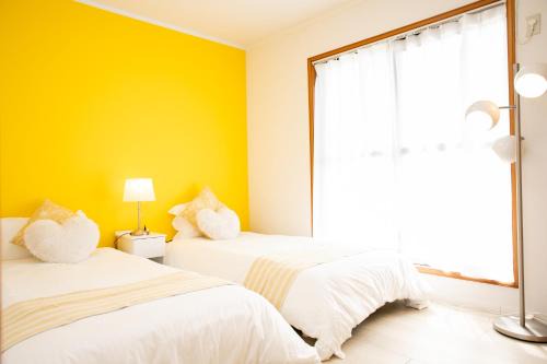 Kuwana Villa | Inviting Nagashima Riverside House: Pet-Friendly Retreat