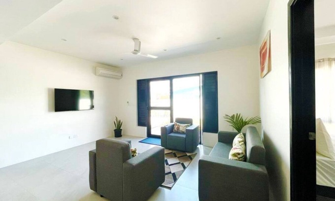Nadi Villa | Convenient Getaway at Naisoso Island – Family Friendly Stay