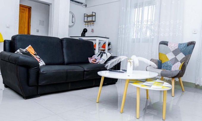 Douala Apartment | Elegant NAIVELI-PALM Apartment with Child-Friendly Amenities