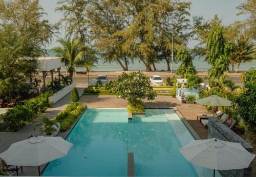 Mittakpheap Resort | Discover Naiya Sea Resort: Beachfront Bliss Awaits You