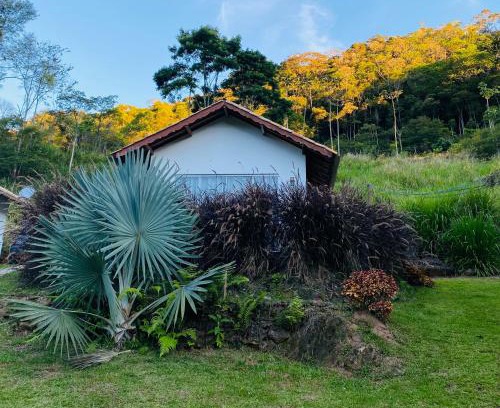 Perisse Cabin | Child-Friendly Retreat at Namata CHALÉS - Guest Rated 9.5