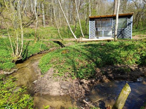 Klaipeda county House | Cozy Namelis miške Liuka: Pet & Child-Friendly Escape