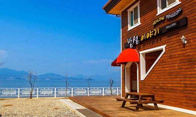 Namhae House | Relaxing Getaway at Namhae Bamsum Story Pension