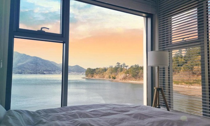 Namhae Apartment | Oceanfront Bliss at Namhae Bay 591 with Hot Tub Access