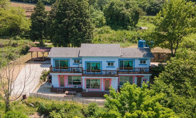 Namhae House | Family-Friendly Getaway at Namhae Capetown Hotel