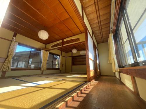 Kumano House | Scenic Kumano Kodo Beach Front Rental House - 9.5 Rating