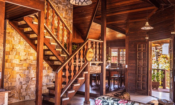 Brava Hotel | Relax at Namorada Brava Guest House with Pool & Spa