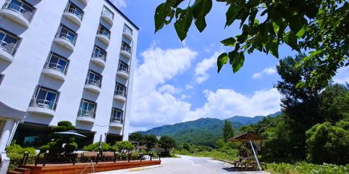 Namwon Hotel | Seaside Retreat at Namwon Hotel with Family-Friendly Amenities