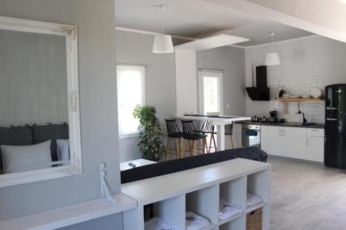 Ormos Panagias Apartment | Oceanfront Nana's Studios: Guest Rated 9.5/10 for Families