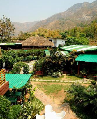 Jakh Resort | Nanau Luxury Resort & Spa