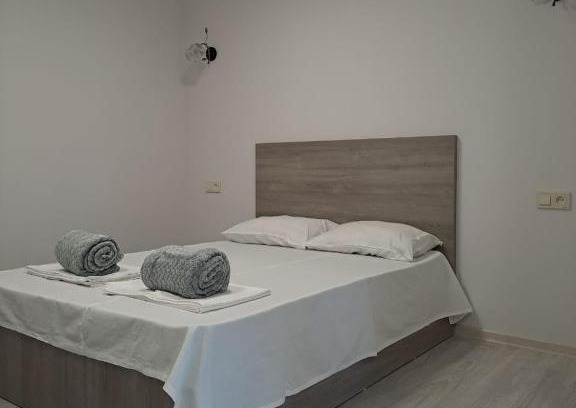Gyumri Apartment | Highly Rated Nanayi Guest House with Family-Friendly Amenities