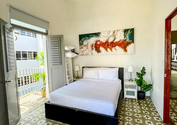 Puerta de Tierra Apartment | Discover Nando's Place: Pet-Friendly & Rated 8.9/10