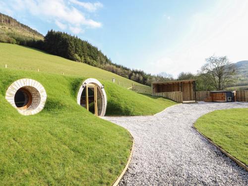 Llanfair Caereinion House | Welcoming Nant y Garnedd - Rated 9.3/10 & Child Friendly
