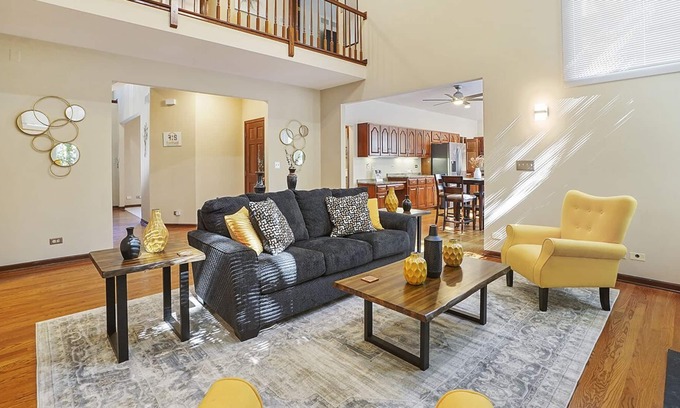 Naperville House | Naperville Rental - Harmony Ct