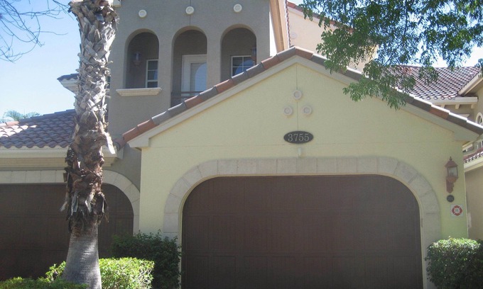 Naples Condo | Discover Fiddler's Creek Coach Home Near Marco Island