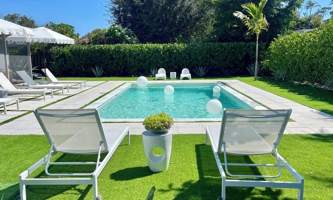 Sun Terrace House | Modern Pool Home in Naples, Florida - Rated 10/10!