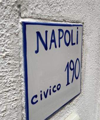 Montecalvario Apartment | NAPOLI civico 190