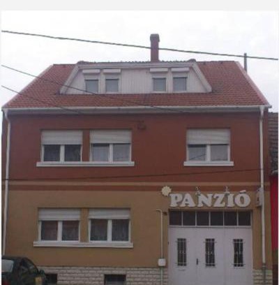 Vac House | Child-Friendly Retreat at Napsugár Panzió - Rated 7.9/10