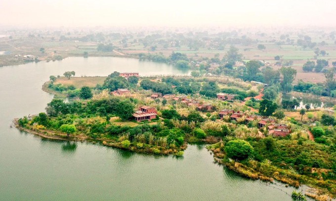 Bari Resort | Experience Narsingh Bagh with Pool & Family-Friendly Dining