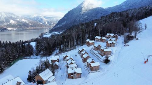 Grundlsee Apartment | Explore Narzissendorf Zloam Apartments with Ocean Views