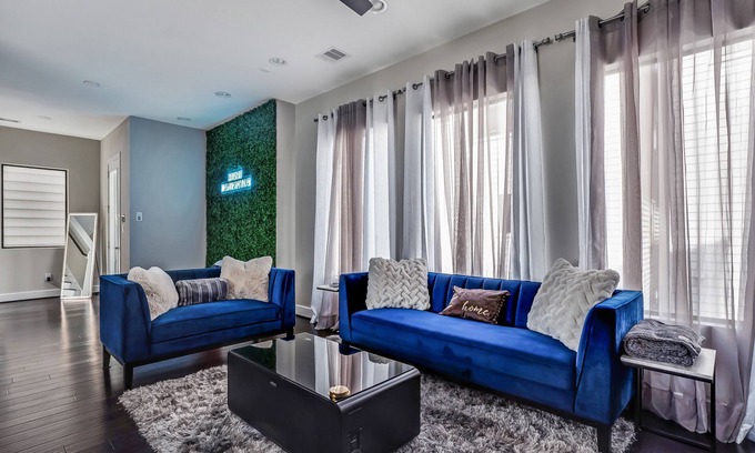 East Downtown Houston House | Experience Nasa/Selena/HTX Themed Trilogy in East Downtown
