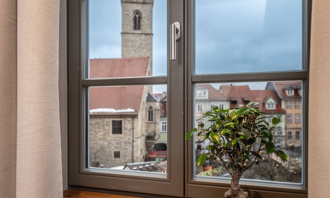Erfurt Old Town Hotel | Discover NASHI Rooms: Eco-Friendly Stay with Breakfast