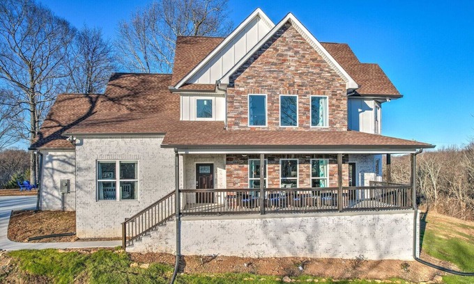 Goodlettsville House | Nashville Retreat: Scenic Views & Family-Friendly Amenities