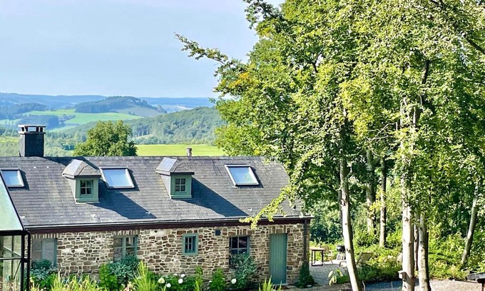 Nassogne House | Experience Nassogreen - Le Cottage: Family-Friendly Retreat