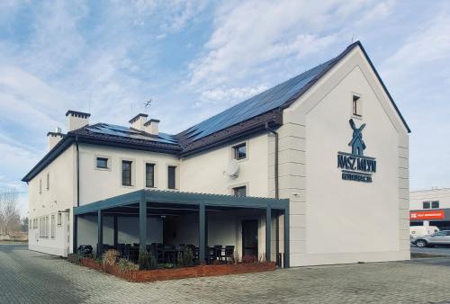 gmina Debno Hotel | Budget-Friendly Nasz Młyn: Family-Focused with Breakfast