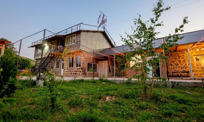 Yerevan Hotel | Pet-Friendly Native Hatis Mount Eco Resort Awaits You
