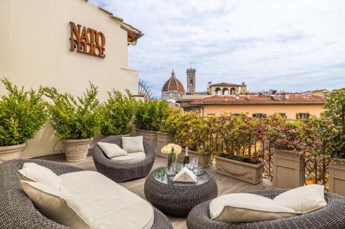 Duomo Apartment | Elegant Florence Apartment with Hot Tub & 9.9/10 Rating