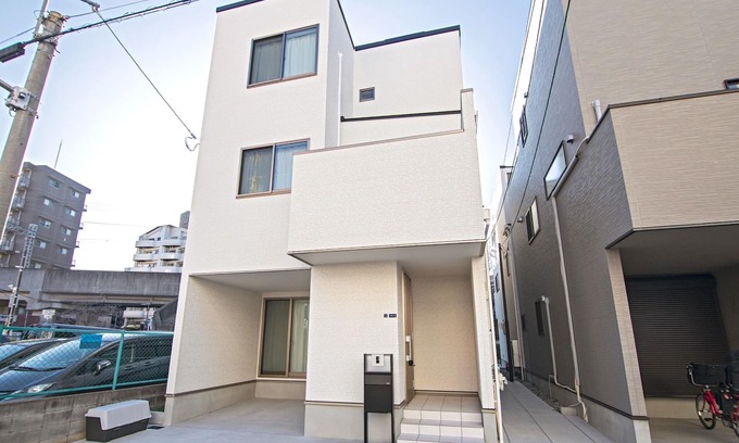 Nishinari House | Convenient Stay at Travel Time Natsuya Kishisato, Osaka