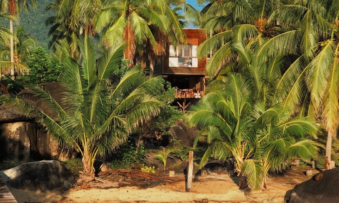 Ranai Resort | Beautiful Natuna Dive Resort: Unforgettable Ocean Views