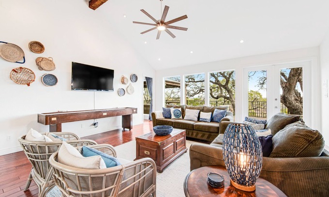 Paleface Lake Country Estates House | Scenic Cliffside Retreat with Cozy Gas Fireplace & Spa