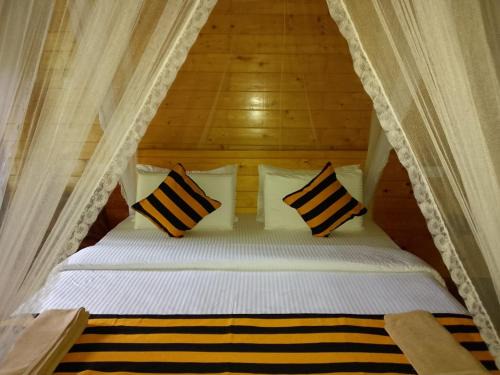 Dambulla Hotel | Natural mountain