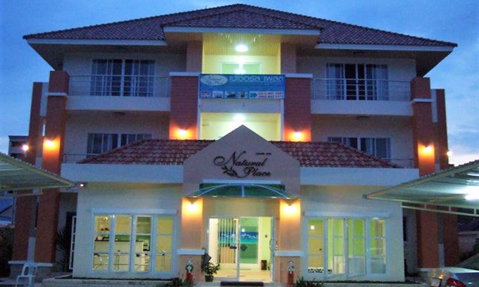 Si Racha House | Inviting Natural Place: Child-Friendly Stay with Kitchen