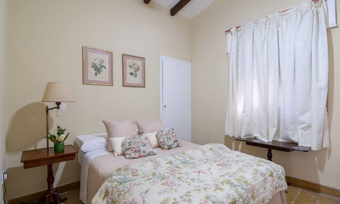 Ascochinga Ski Chalet | Immerse Yourself in Nature with Ocean View & Spa Amenities