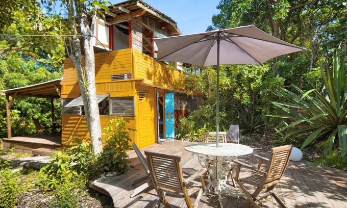 Saint-Francois House | Eco-Friendly Escape at La Kaz à Mo with Ocean Views