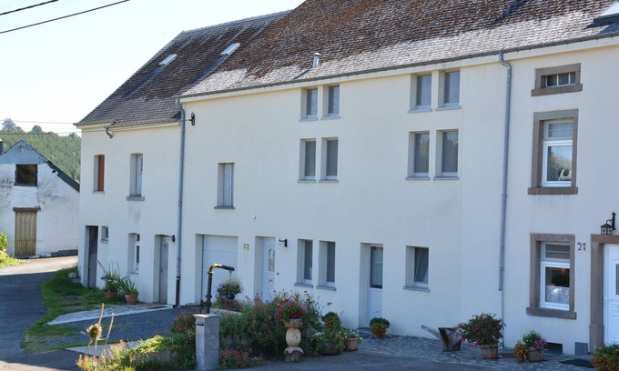 Martelange House | Cozy Rural Retreat in a Picturesque Village with Kitchen